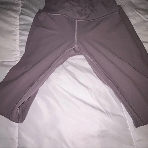Lululemon Align High-Rise Tight 28" *Twist Waist - Picture 8 of 12